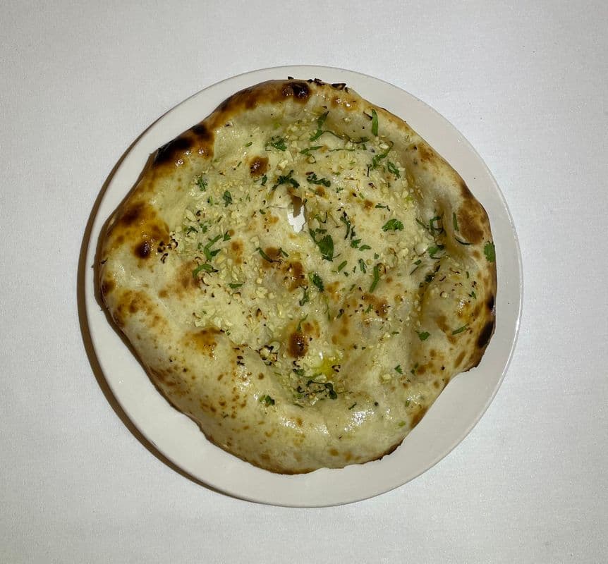Naan à l’ail / Garlic Naan