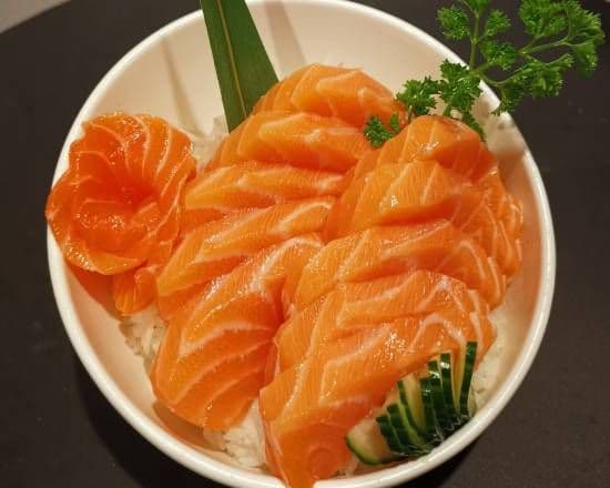 Salmon Sashimi Don