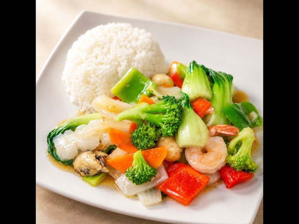 533A. Mixed Seafood and Vegetables Stir-fried on Rice