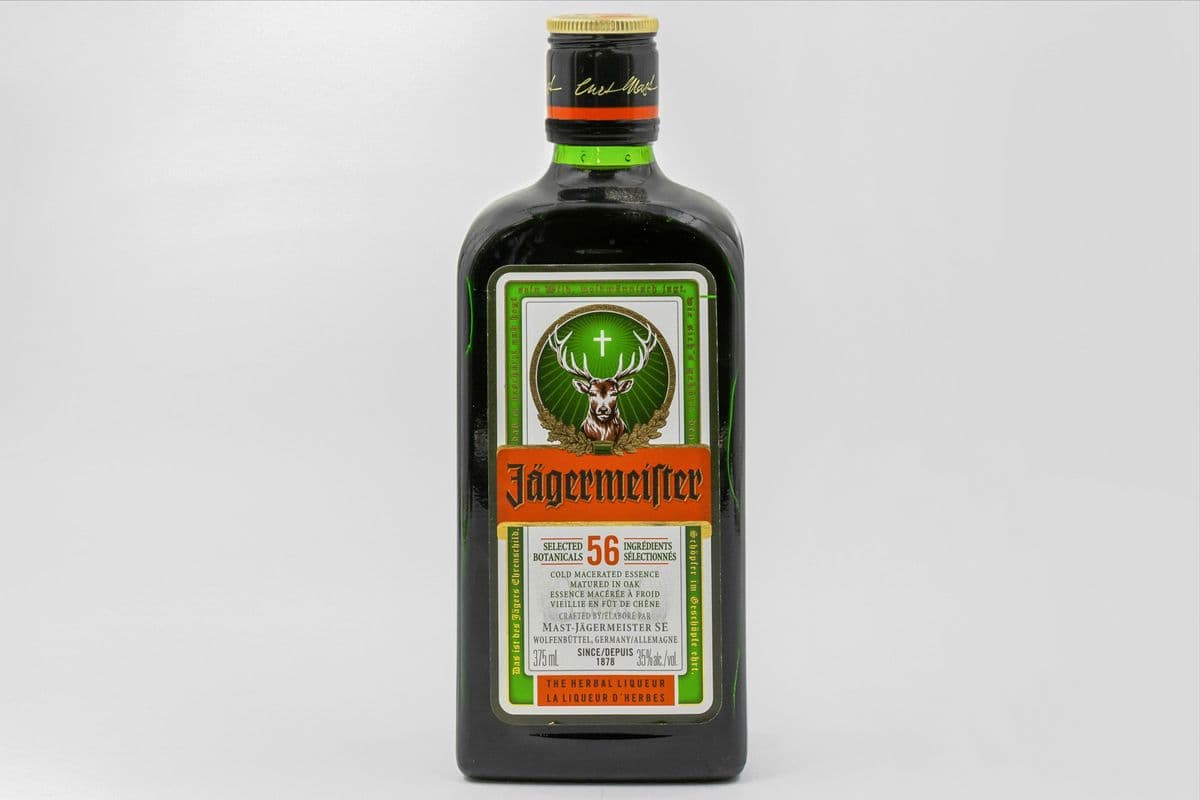 Jagermeister (1 x 375 ml)