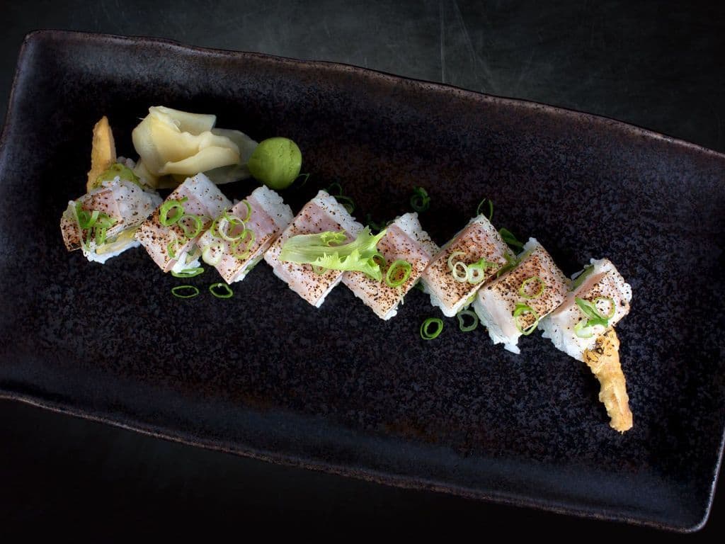 Tuna Tataki Roll