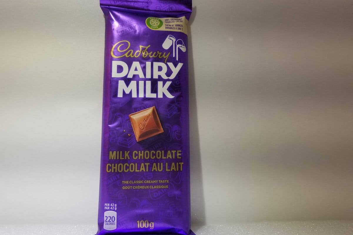 Cadbury Dairy Milk Milk Chocolate (100g.)