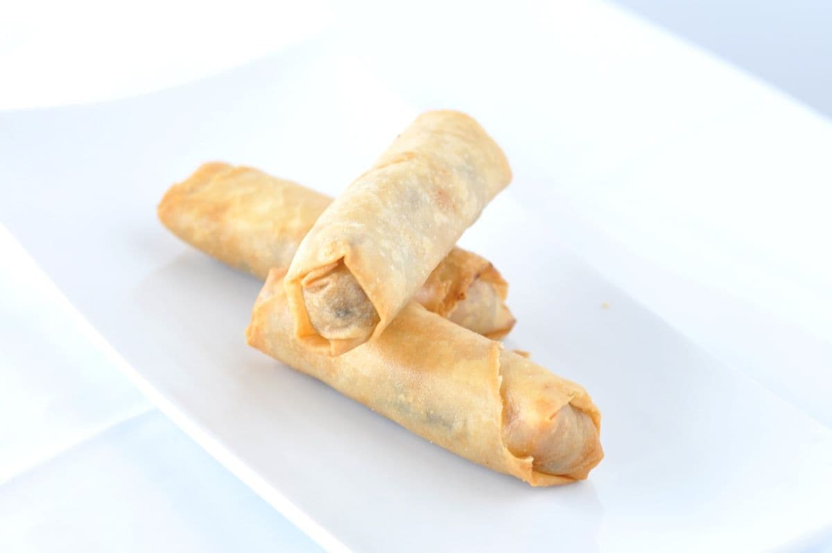 32. Golden Crispy Pork Spring Rolls (3 pcs)