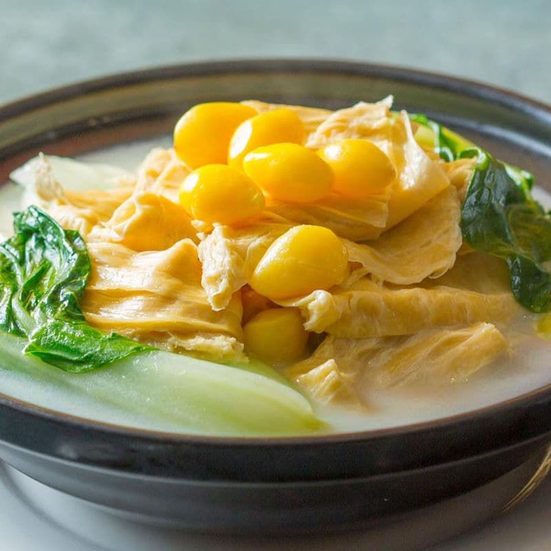 Fresh Bean Sheets with Ginkgo and Baby Green in Broth 鮮腐皮銀杏浸菜苗