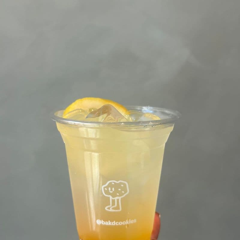 Sour Peach Lemonade