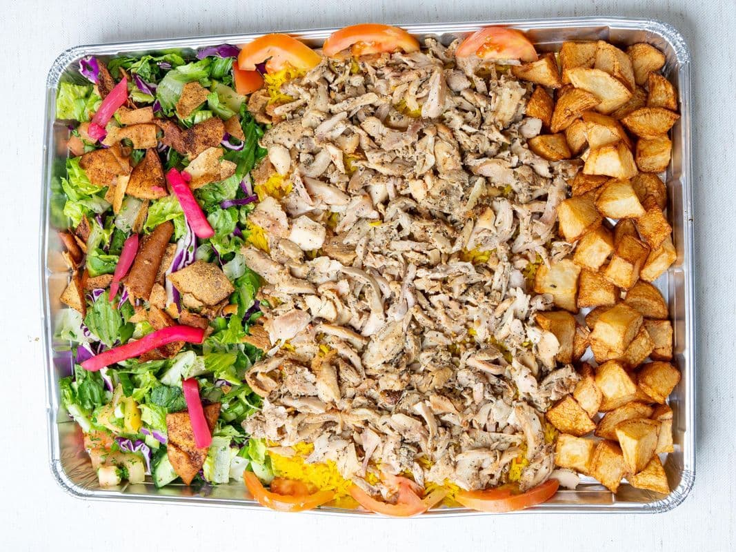 Family plate of 6 (Chicken & Beef shawarma)