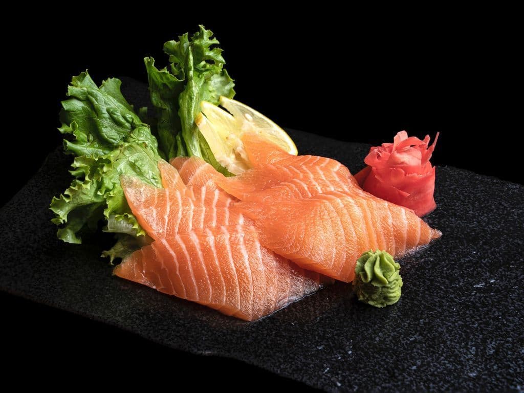Salmon Sashimi (8)