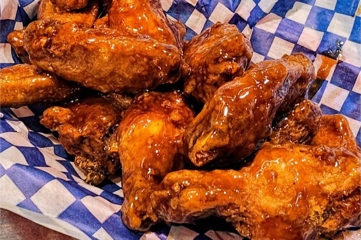 1 lbs Wings