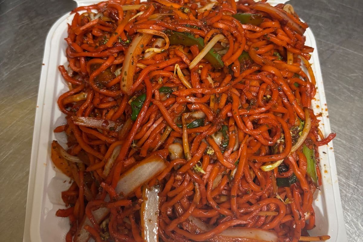 Veg Manchurian Chow Mein