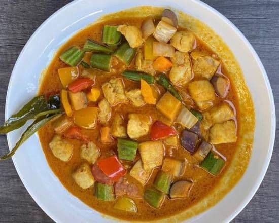 Curry Boneless Chicken & Vegetables