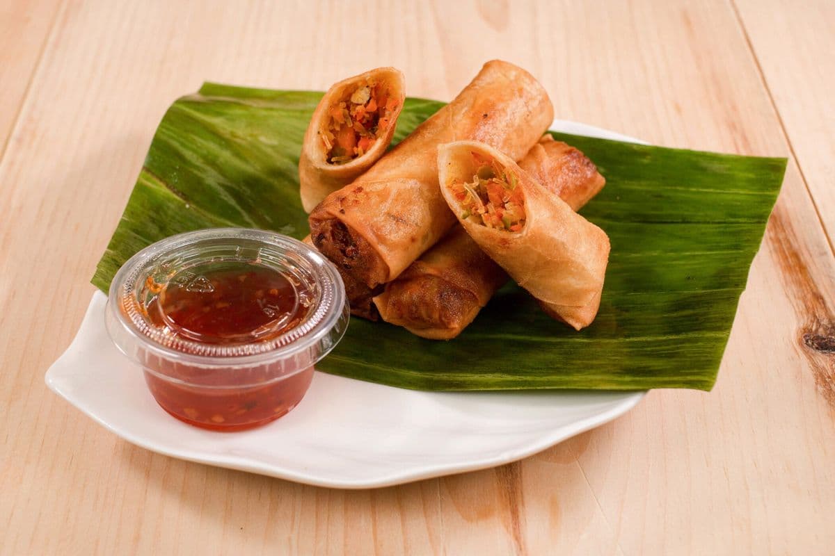 Lumpiang Shangai-Pork (Deep Fried Pork Spring Rolls) (4 pieces)