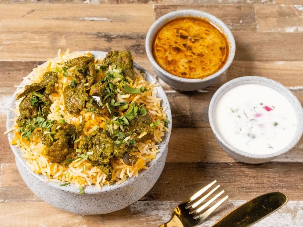 Pachimirchi Chicken Biryani