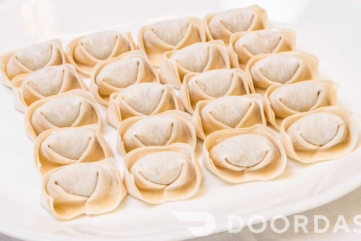 X. Boy Choy and Chicken Wonton 雞肉白菜雲吞 (20 pcs) (20pcs)