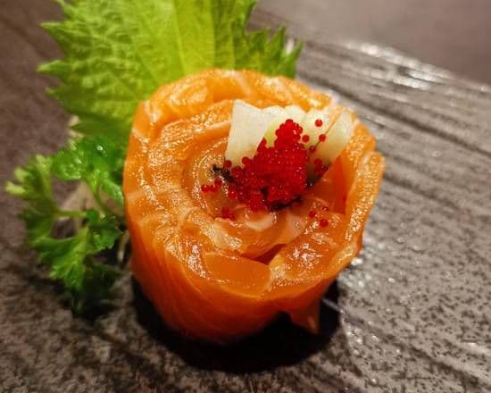 Salmon -Tobiko (4 pcs)