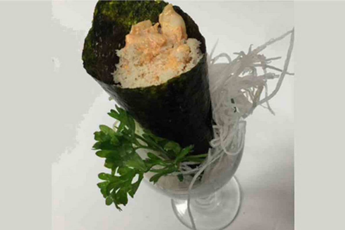 K18. Spicy White Tuna Hand Roll