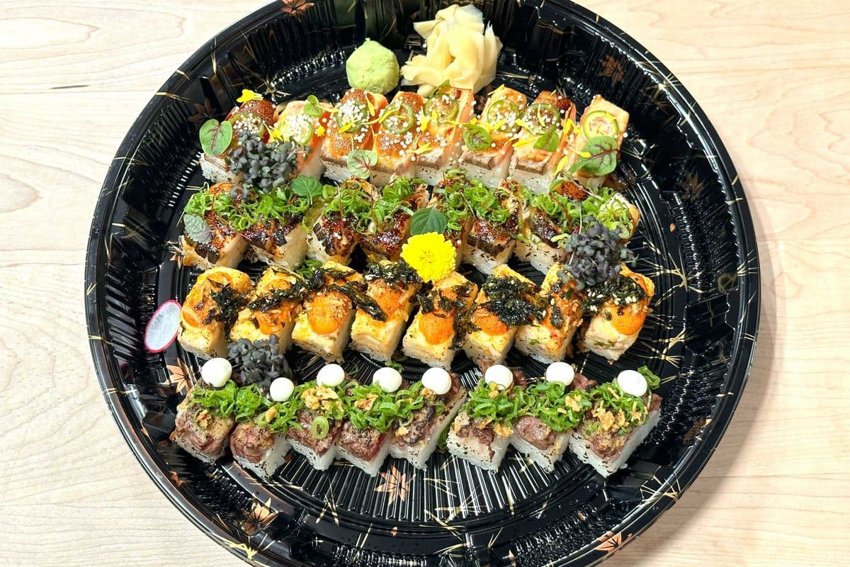Oshizushi Platter (32 pcs)