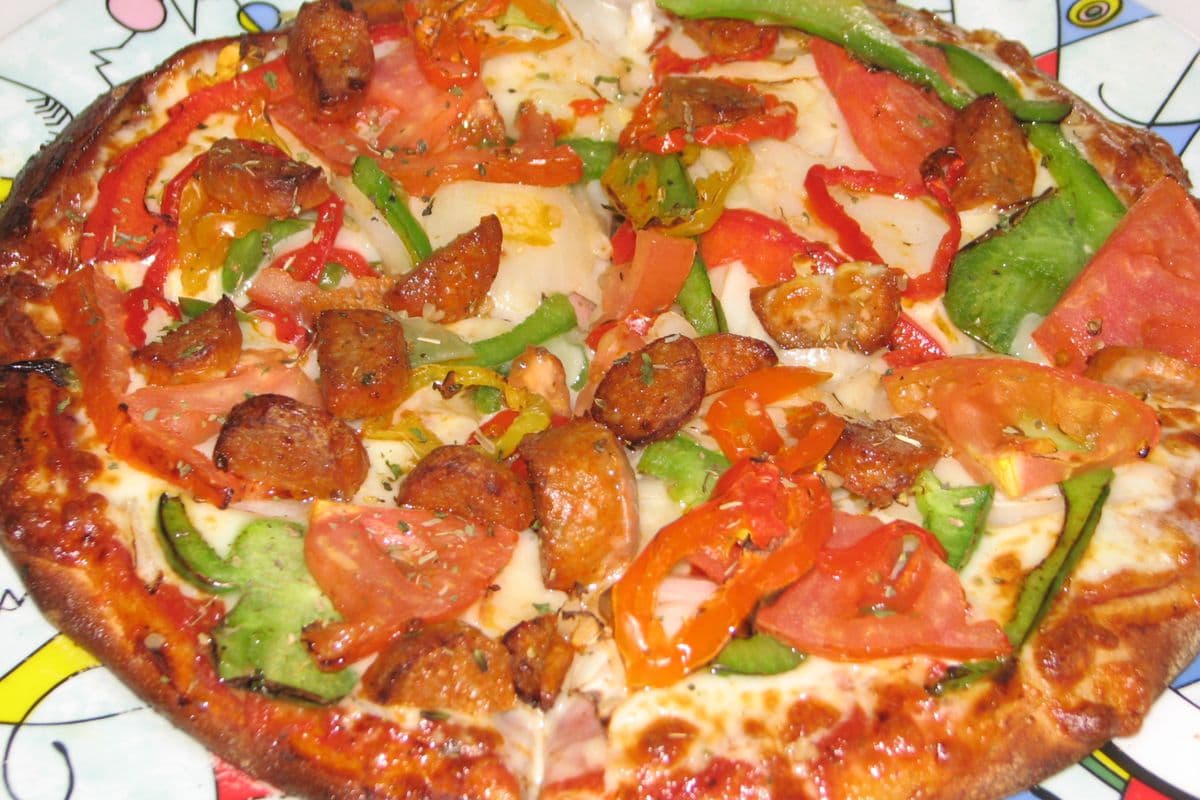 14" Pizza Mexicaine forte (toute garnie) / Hot Mexican (All Dressed) Pizza