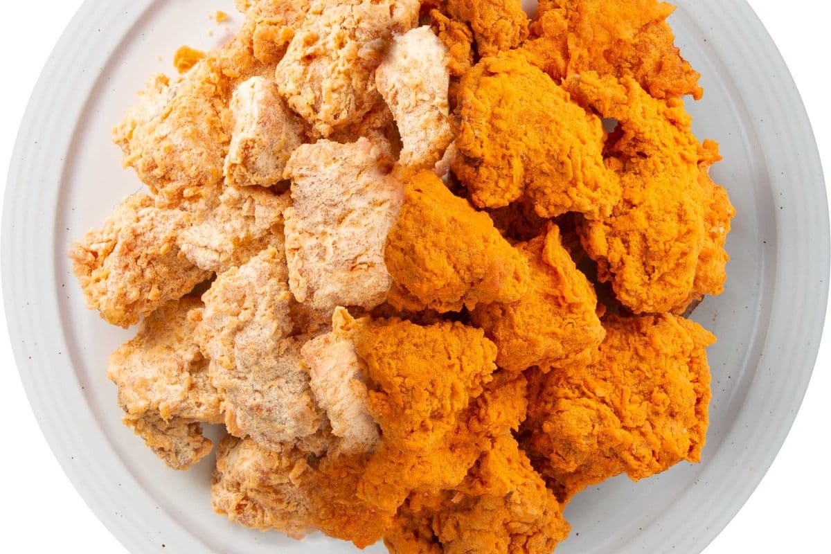 Boneless Chicken (Family Size, Half and Half Flavor) (2-3 people)