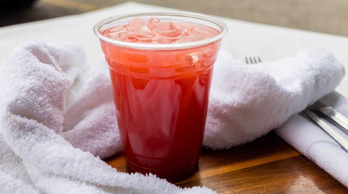 Strawberry Lemonade (16 oz)