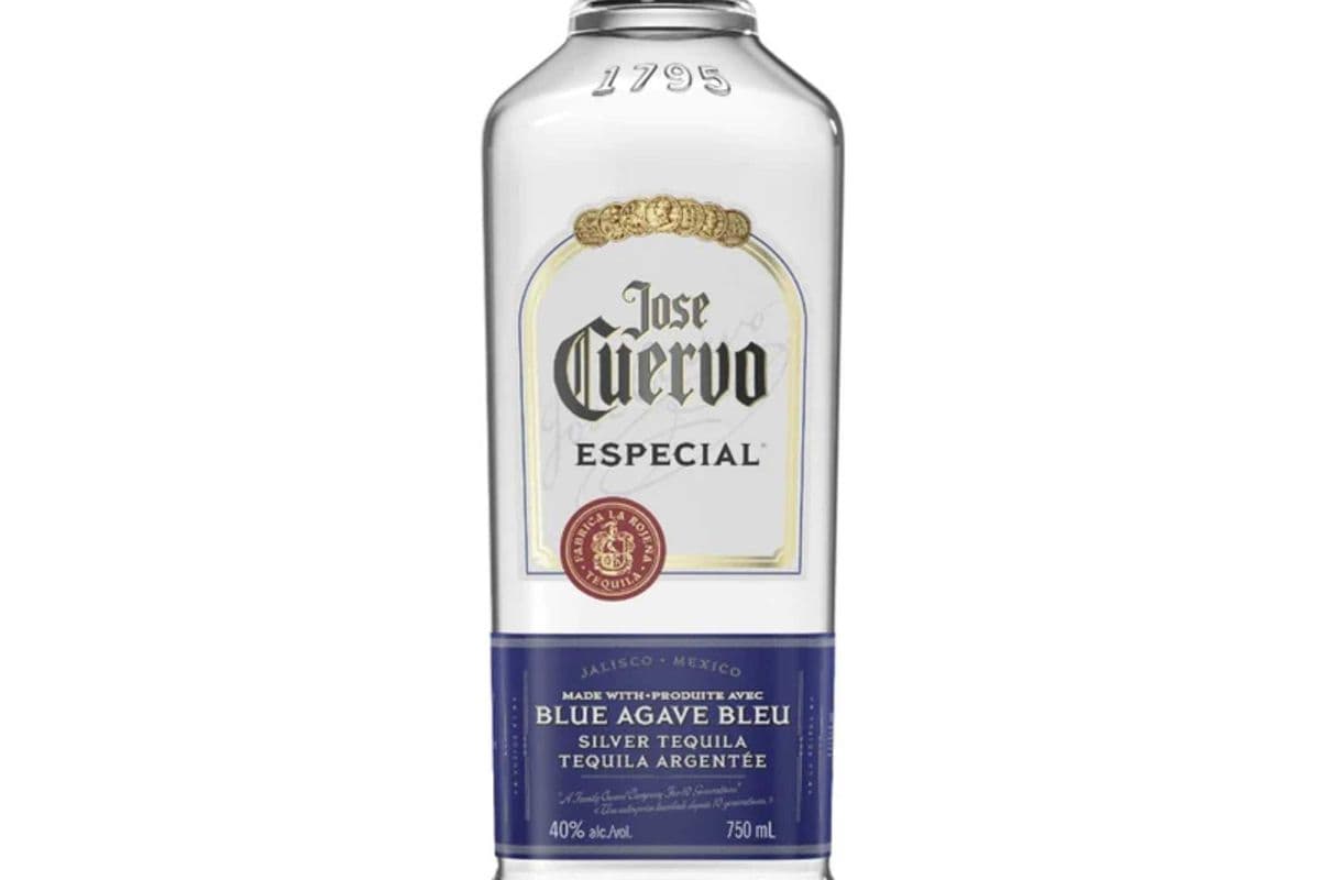 Jose Cuervo Silver (1 x 750 ml)