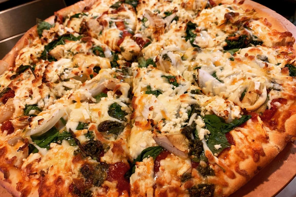 14" Large Mediterranean Pizza