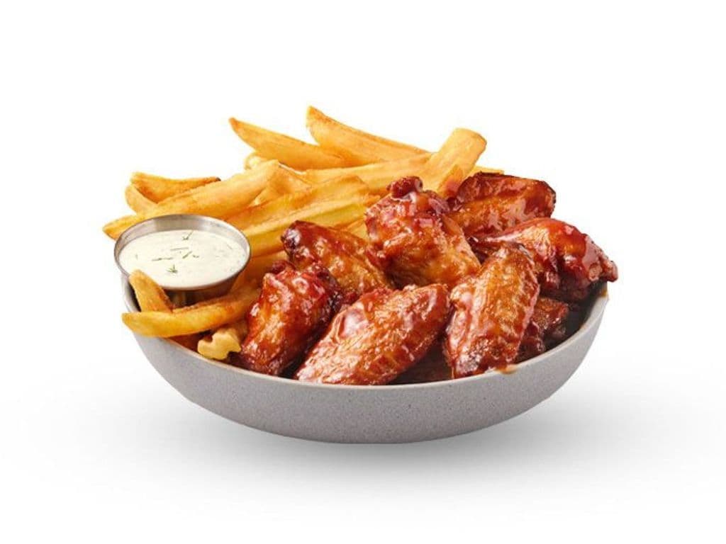 World Famous Original Wings - 8 Pcs