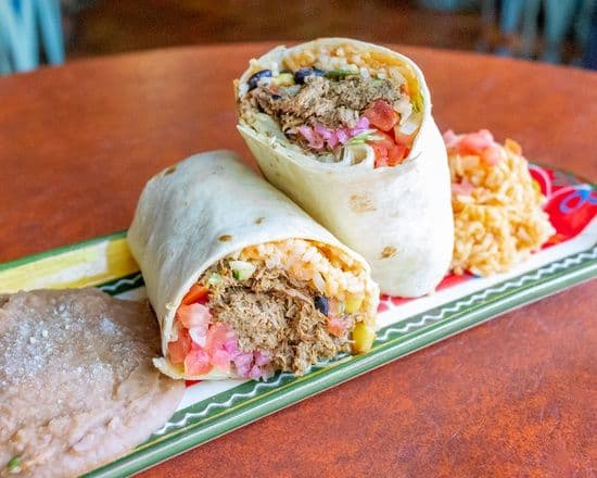 Barrio Chicken Burritos