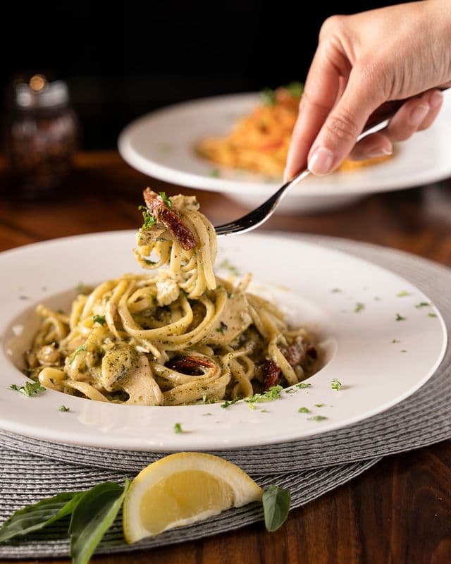 Linguine Al Pesto Genovese - Linguine Al Pesto Genovese