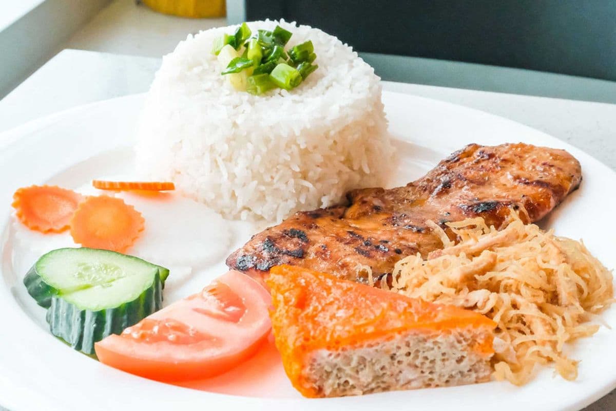 41B. Charbroiled Lemongrass Chicken, Shredded Pork, and Pork Egg Custard on Steamed Rice