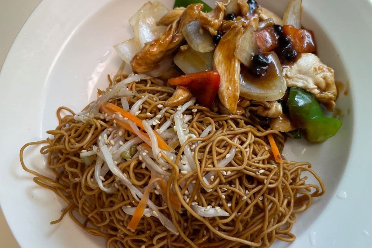 6C - Chicken in Black Bean Sauce