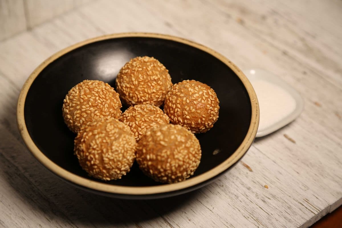 Deep-Fried Sesame Balls