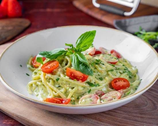 Linguine Pesto Cream Pasta