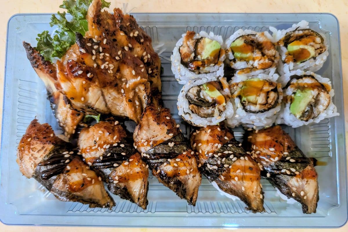 SC06. Unagi Lover Set (15 pcs)