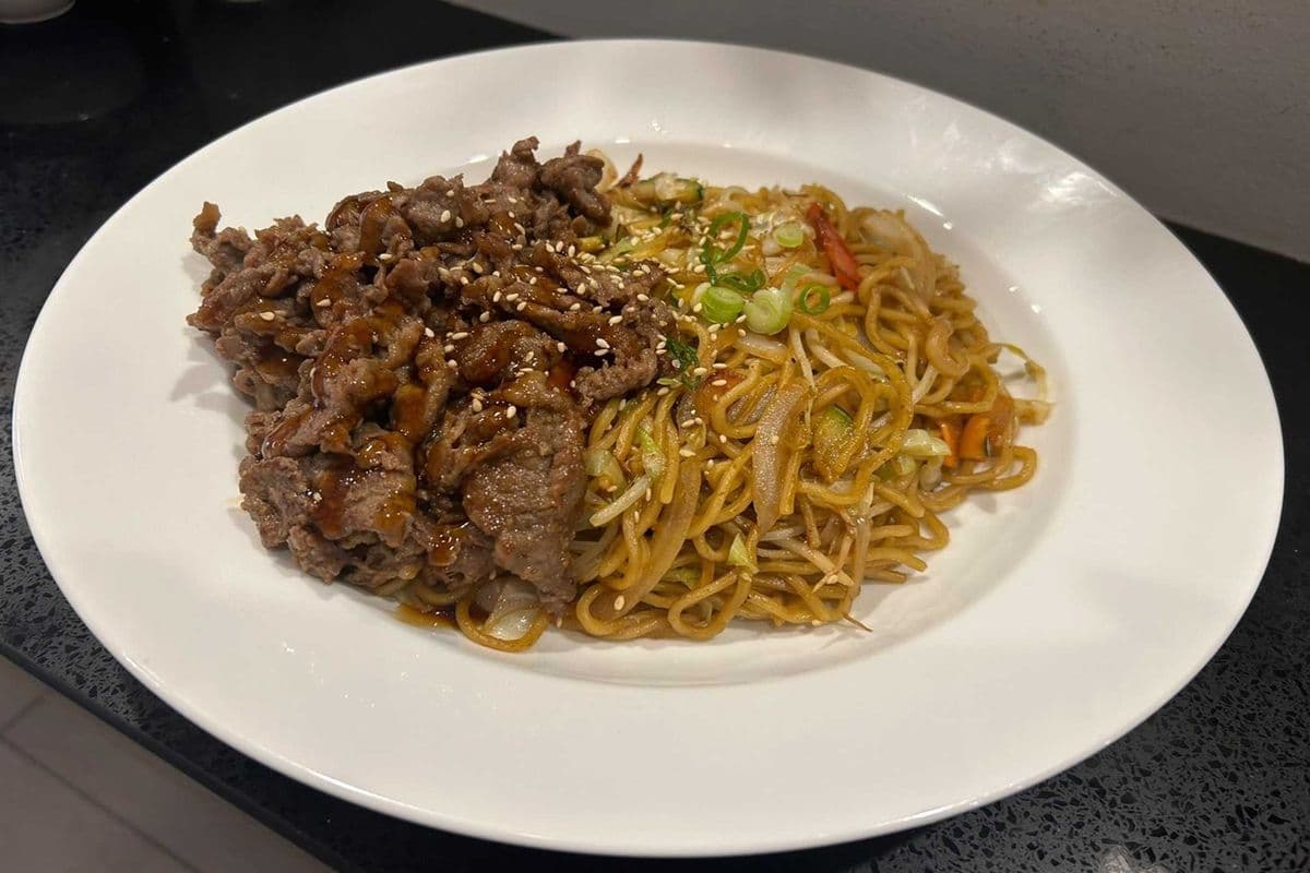 Beef Pan Fried Noodle