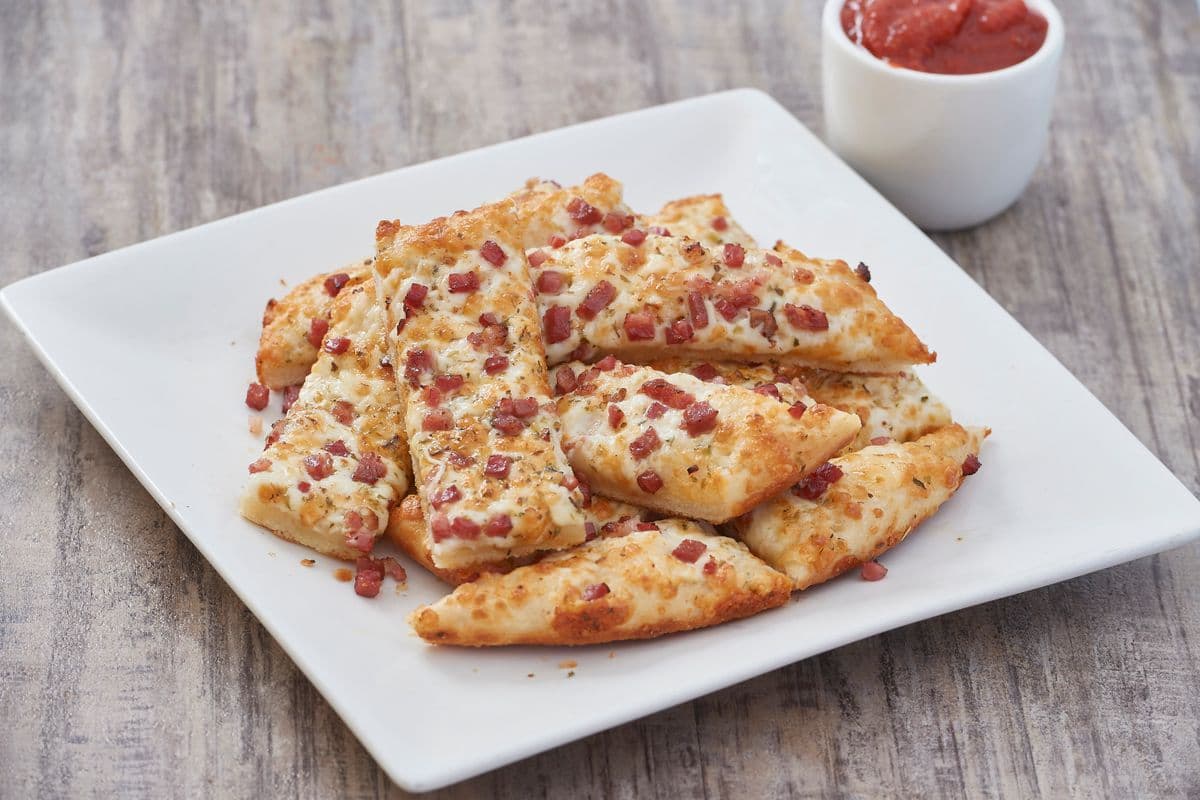 Bacon Garlic Cheesy Sticks (12 pcs)