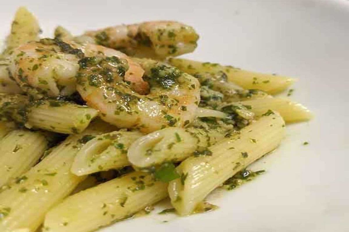 Pesto Cream & Shrimp Penne Pasta