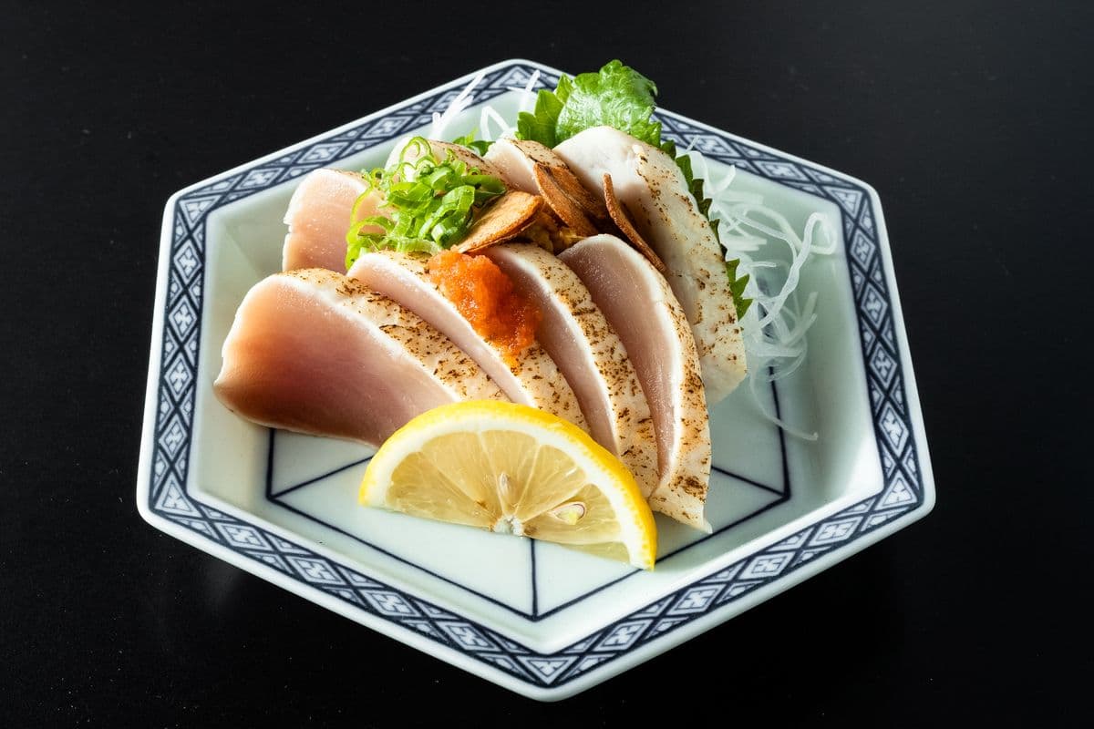 106. Tuna Tataki Salad