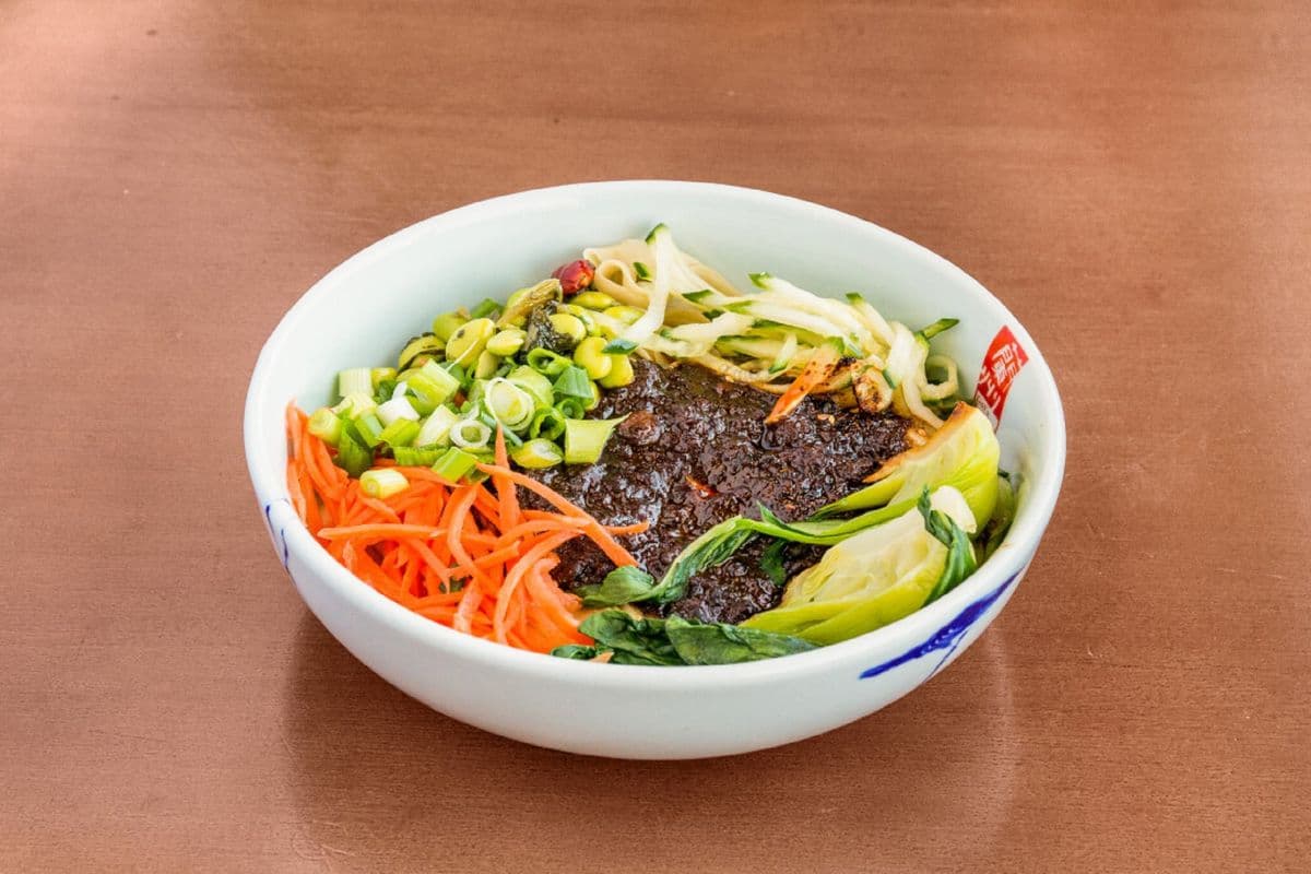 Zha Jiang Noodles / 老蘭州炸酱面