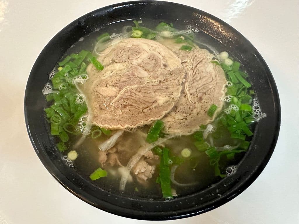 SPECIAL NOODLE 特別牛肉粉