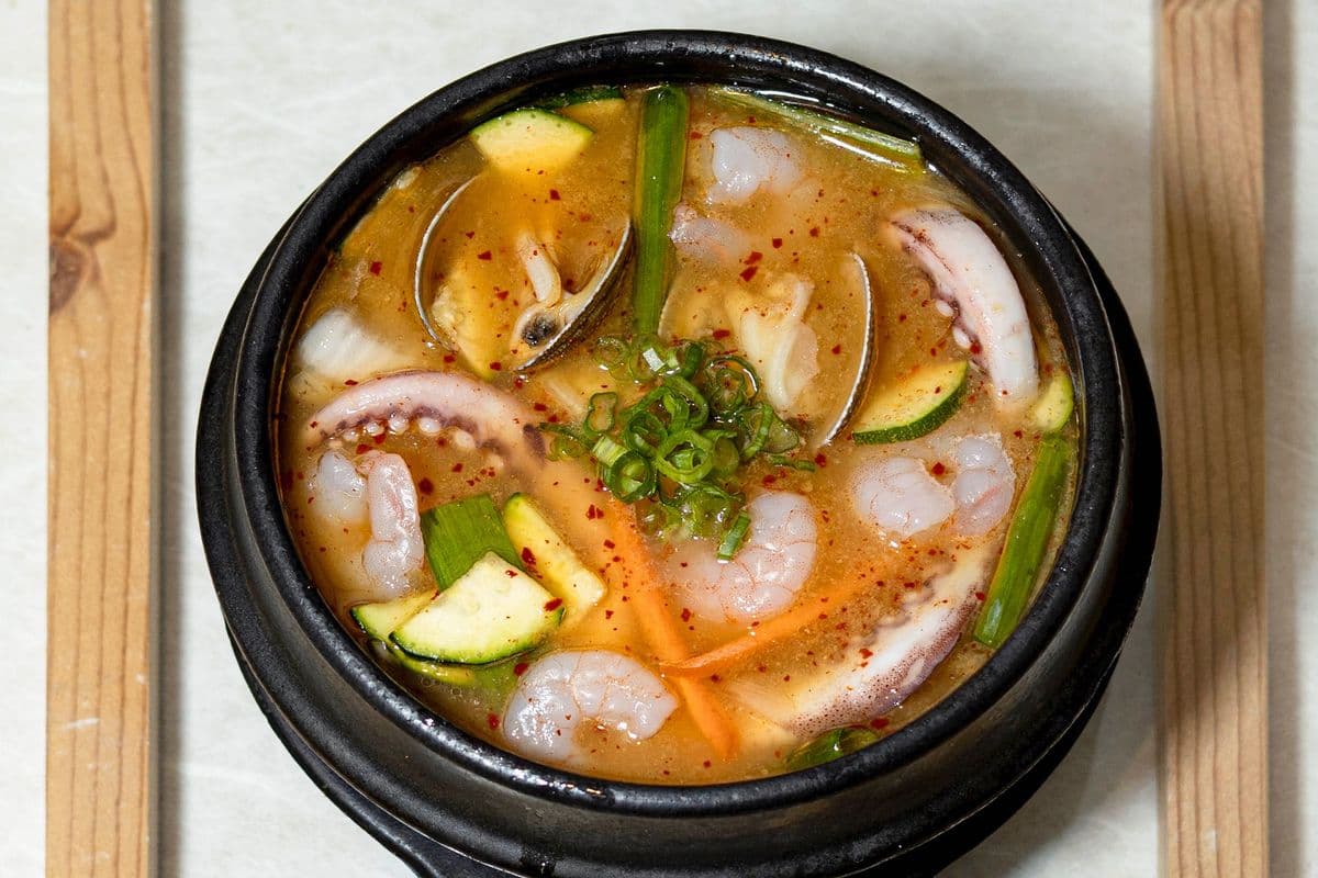 K6. Dwen Jang Jeegae (된장찌개)