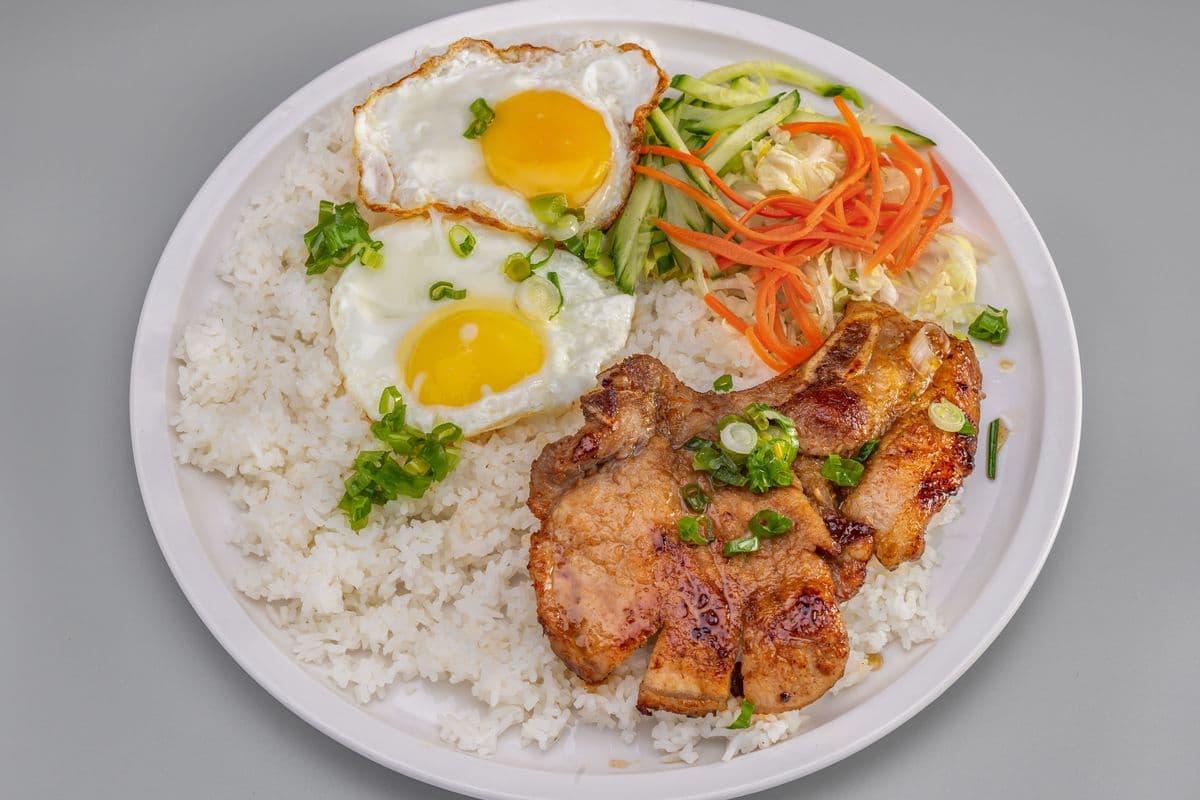 R81. Grilled Pork Chop (1pc) and Eggs (2pcs) on Rice
