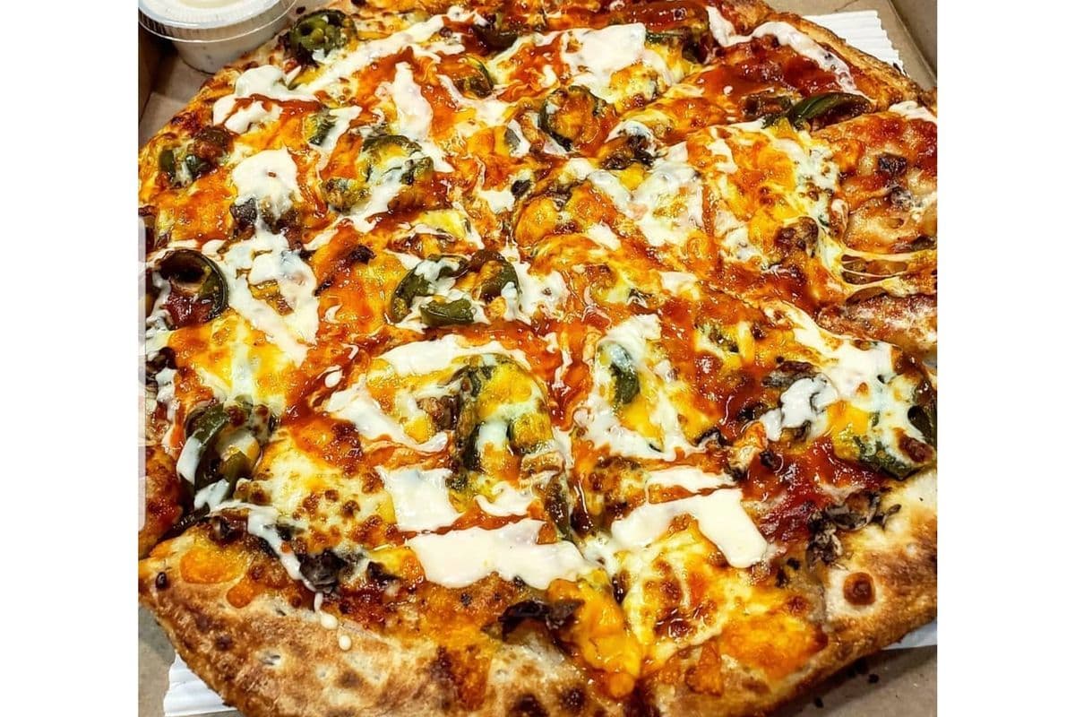 Large Chicken Shawarma Pizza