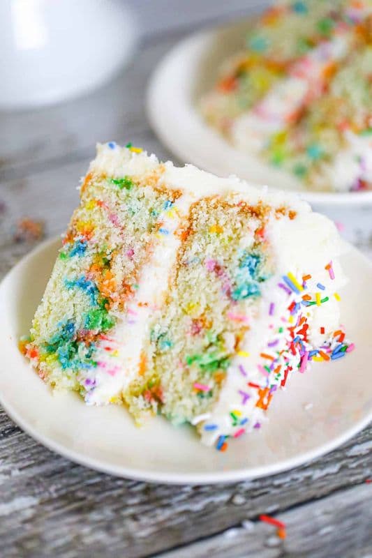 Sprinkle Cake (V)