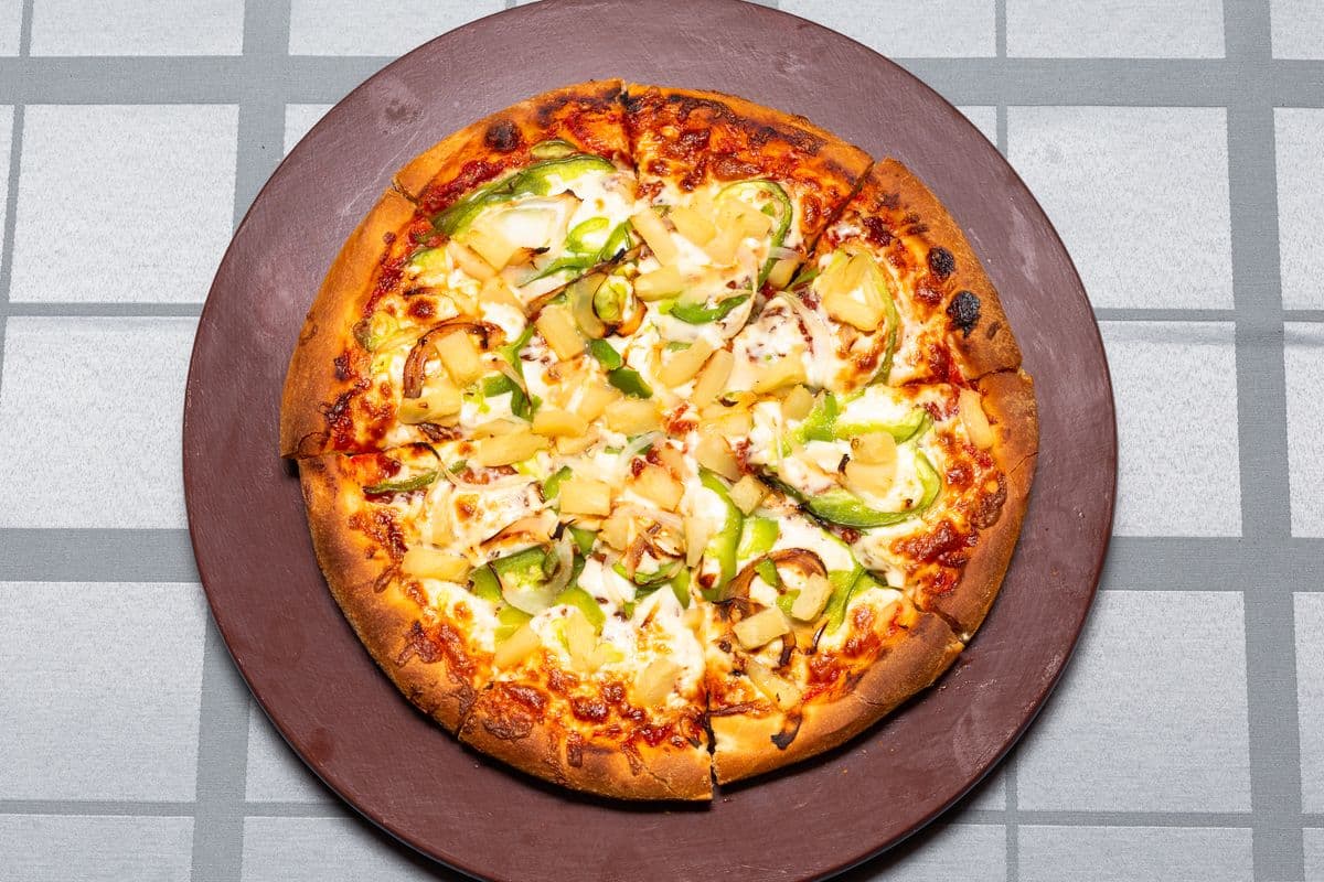 Medium Spicy Hawaiian Pizza