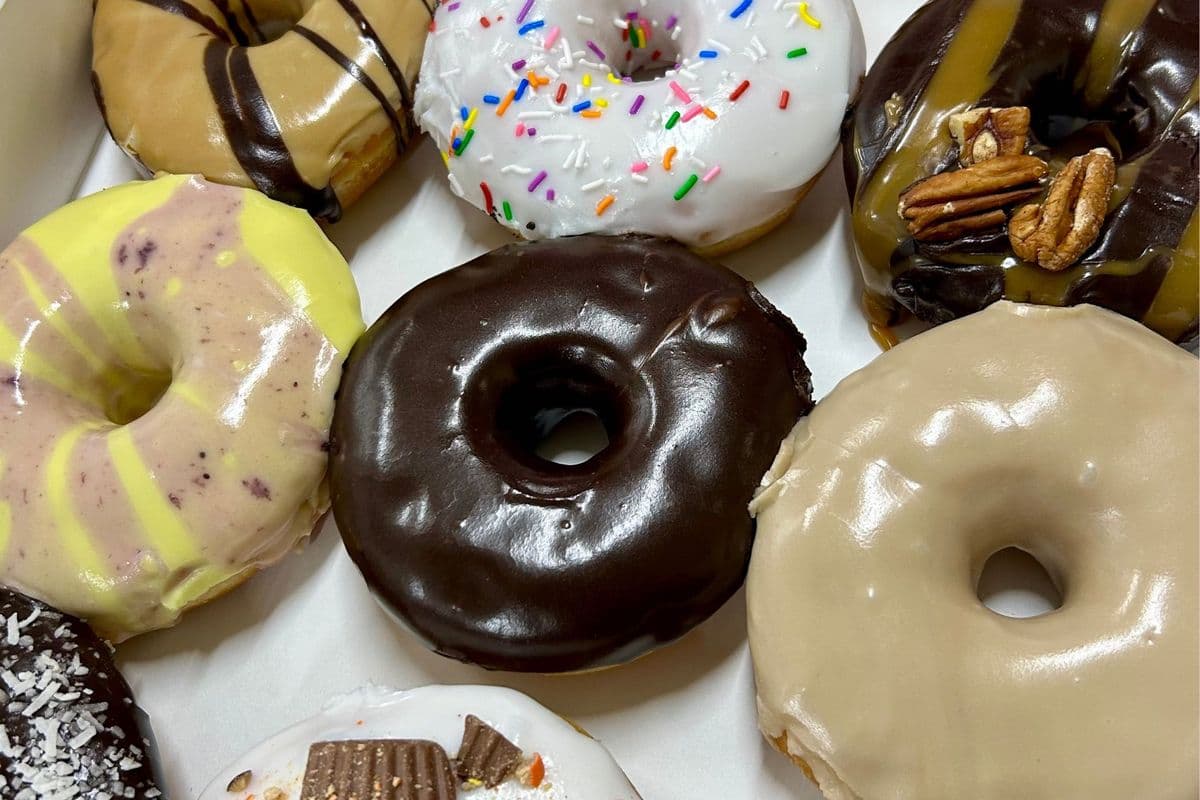 Donuts - 6 Pack