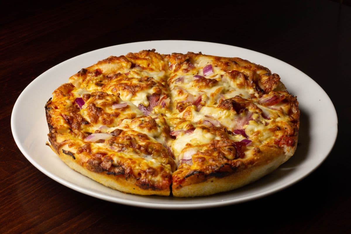 8" Small Old Montrealer Pizza