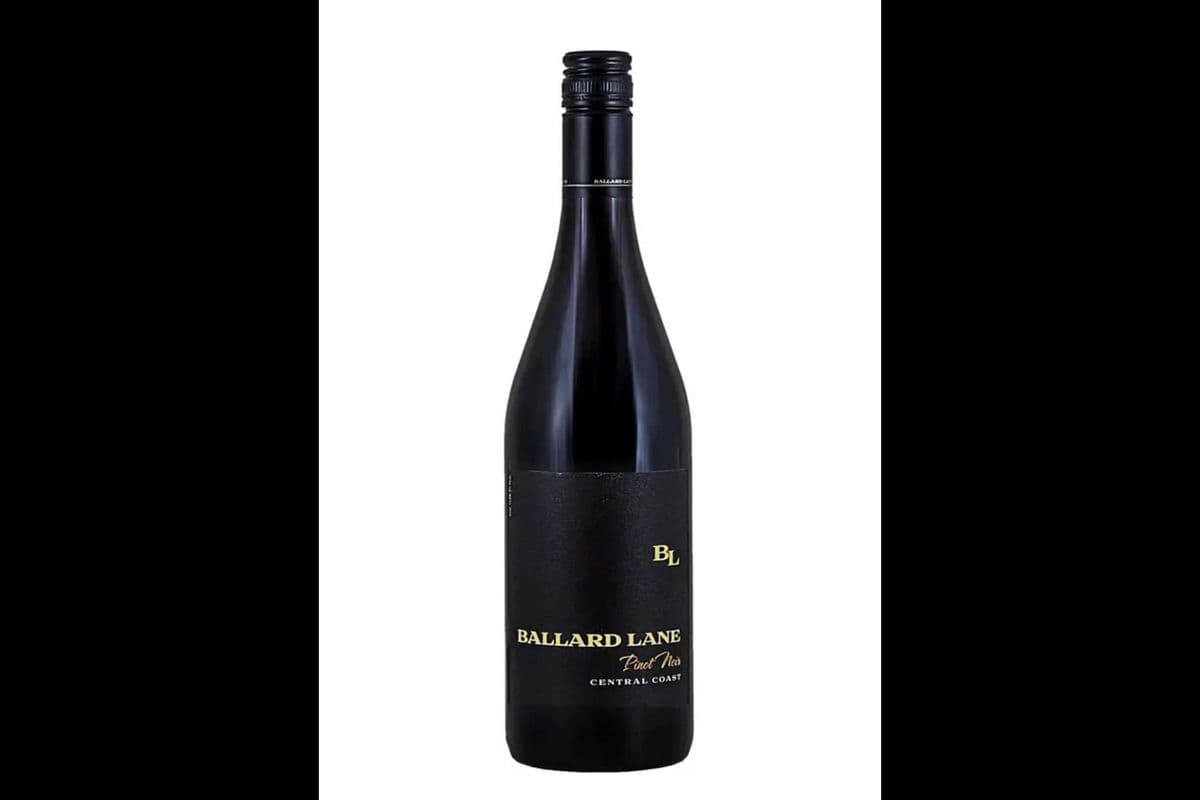 BALLARD LANE PINOT NOIR (1 x 750ML)