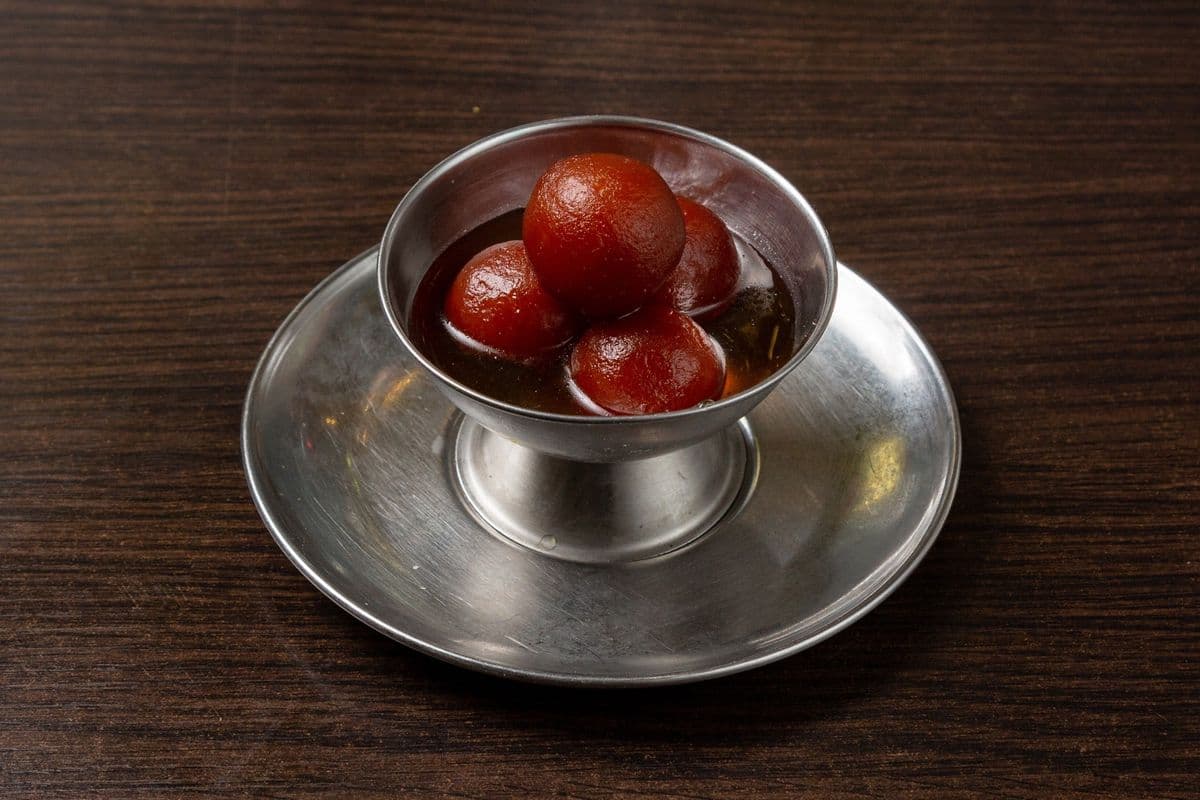 Gulab Jamun (2 pcs)