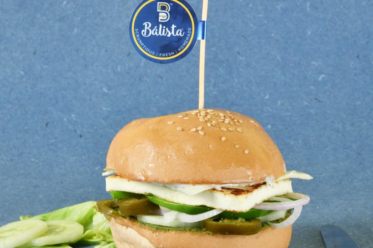 Jain Hara Paneer Burger