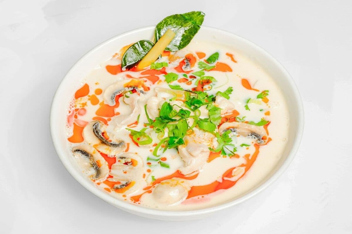 Tom Kha